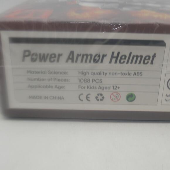 NEW TOK MOC Radiation Power Armor Helmet Block Set for Ages 12+ NO.66055 088pcs - Picture 5 of 6